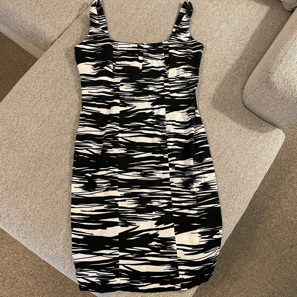 Black and white sheath dress